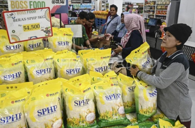 Indonesia to import additional 1.6 mln tonnes of rice ảnh 1