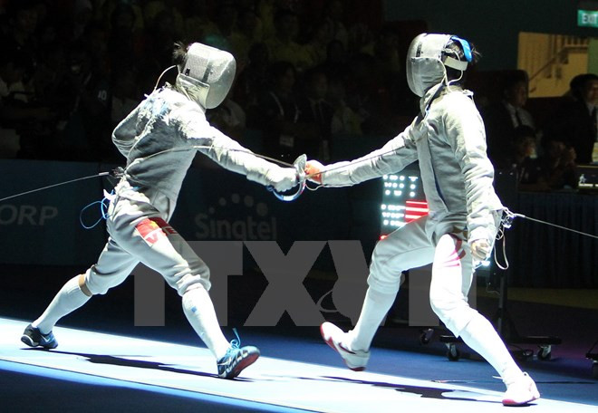 Vietnamese fencer claims gold at U23 championships ảnh 1
