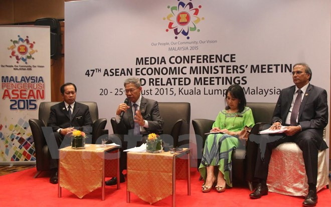 ASEAN discuss Post-2015 Economic Vision by 2025 ảnh 1 ASEAN discuss Post-2015 Economic Vision by 2025 ảnh 1
