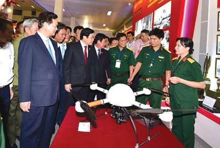 Exhibition features Vietnam’s 70-year achievements ảnh 1 Exhibition features Vietnam’s 70-year achievements ảnh 1