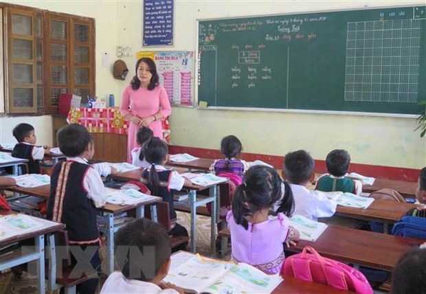 Quang Tri children voice opinions at forum with NA deputies ảnh 1