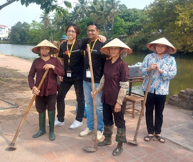 Hanoi eco-farm excursions appeal to foreigner tourists ảnh 2