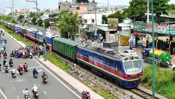 Vietnams railway sector chugs along with rapid transit plans for the future ảnh 1