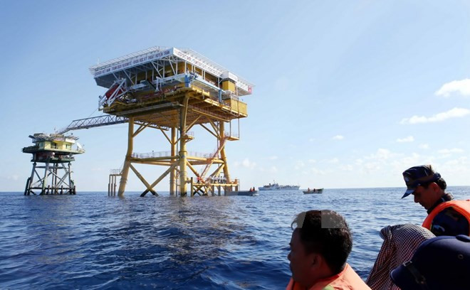 Naval soldiers who died on southern continental shelf commemorated ảnh 1