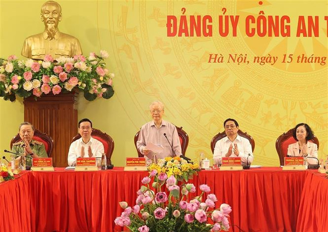 Party chief requests public security force to take lead in Party building, rectification ảnh 1