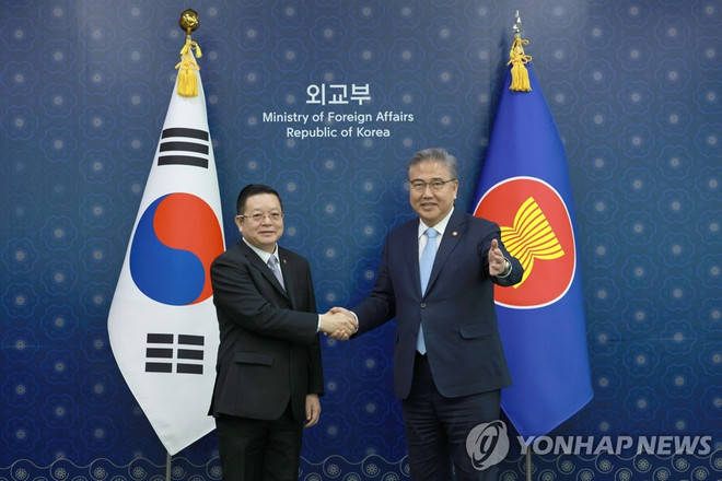 RoK suggests establishing comprehensive strategic partnership with ASEAN ảnh 1