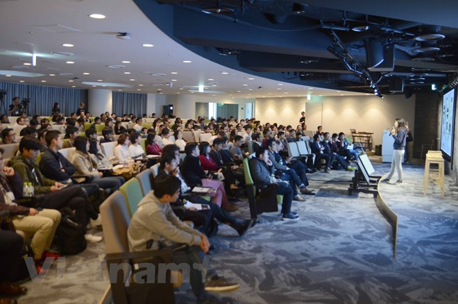 Career talk connects Vietnamese youths in Japan ảnh 1