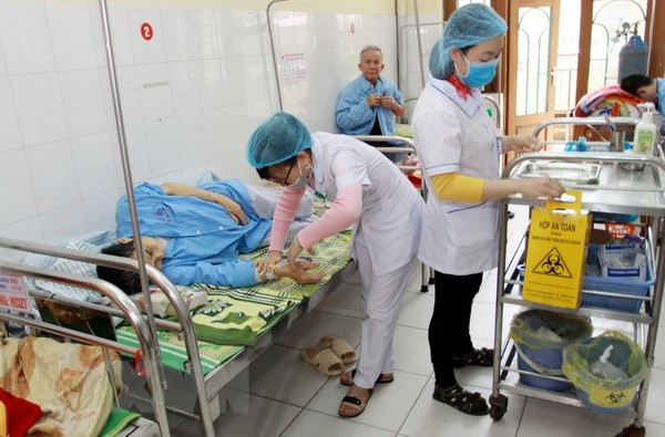 ADB-funded project to help Vietnam increase health professionals ảnh 1