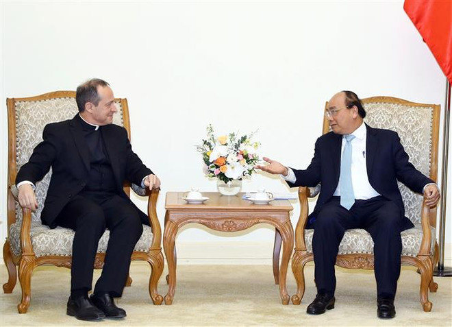 Prime Minister welcomes Holy See delegation ảnh 1