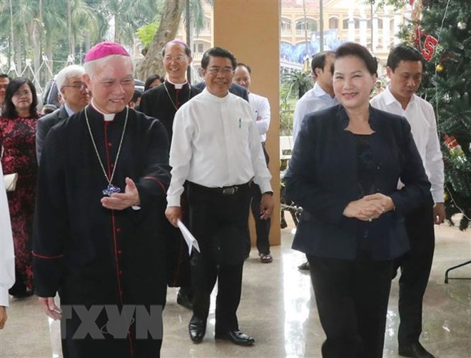 NA Chairwoman congratulates Catholics in Dong Nai ahead of Christmas ảnh 1