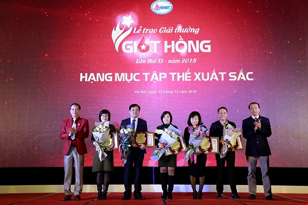 Award honours blood donation organisers ảnh 1