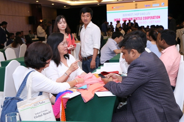 Vietnam, India enhance closer cooperation in textile sector ảnh 1