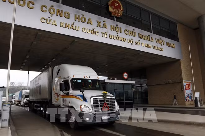 Vietnam, China work to facilitate bilateral trade ảnh 1
