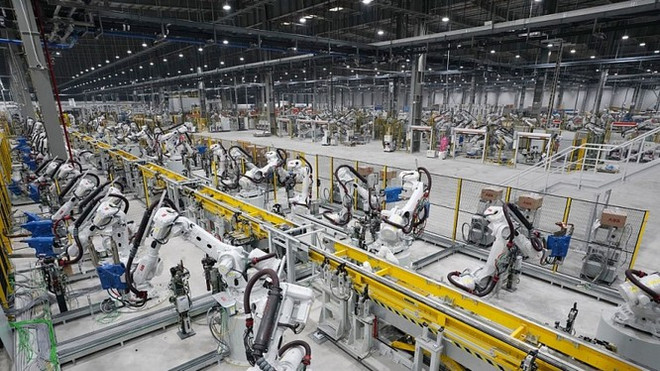 Indonesia's manufacturing value added reaches 281 billion USD ảnh 1