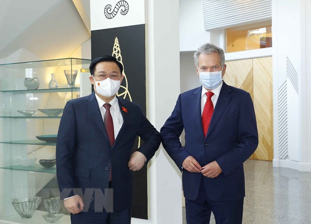 National Assembly Chairman meets Finnish President ảnh 1