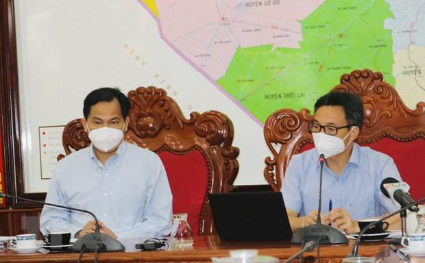 Deputy PM inspects pandemic prevention and control in Tra Vinh, Can Tho ảnh 2