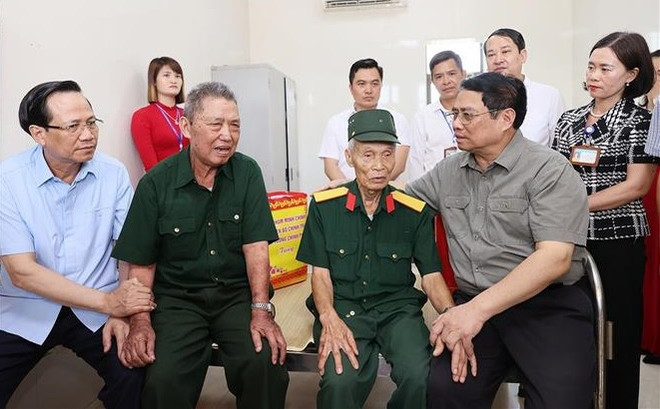 PM calls for joint efforts to take care of sick soldiers, war invalids, revolution contributors ảnh 1 PM calls for joint efforts to take care of sick soldiers, war invalids, revolution contributors ảnh 1