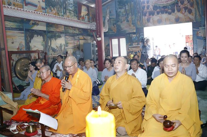  Requiem held for Vietnamese martyrs in Laos ảnh 1