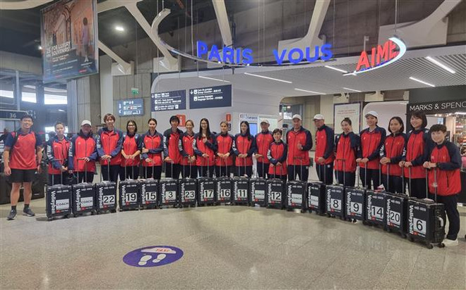 Women’s volleyball team cherished by Vietnamese community in France ảnh 2 Women’s volleyball team cherished by Vietnamese community in France ảnh 2