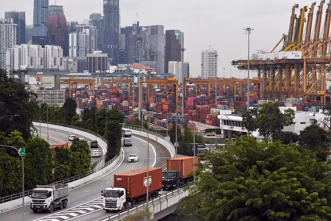 Singapore avoids technical recession in Q2 ảnh 1