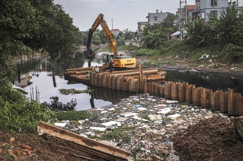 Hanoi tackles sewage in Nhue River ảnh 1 Hanoi tackles sewage in Nhue River ảnh 1