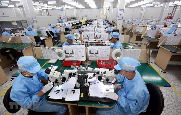 Vietnam soars in global supply chains on favourable conditions: Counterpoint ảnh 1 Vietnam soars in global supply chains on favourable conditions: Counterpoint ảnh 1