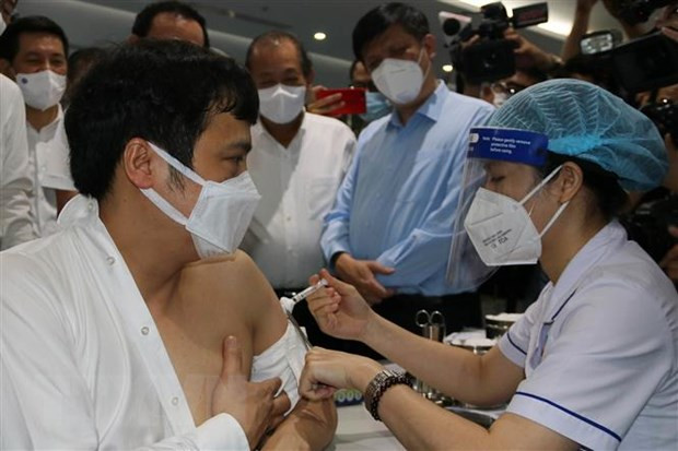 HCM City kicks off largest ever COVID-19 vaccination campaign ảnh 1 HCM City kicks off largest ever COVID-19 vaccination campaign ảnh 1