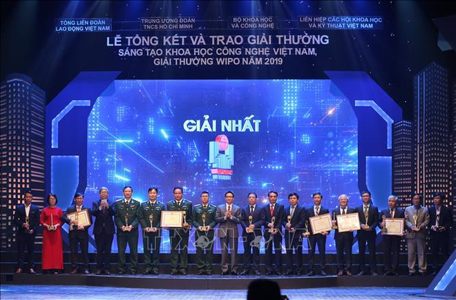 Sci-tech innovation awards honour 40 projects ảnh 1