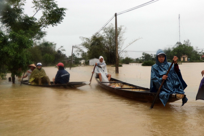 Myanmar State Counsellor offers sympathy over flood-caused losses ảnh 1