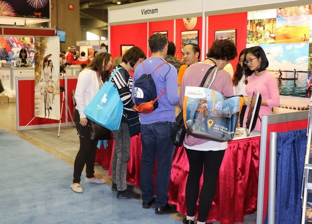 Vietnam leaves impression at tourism fair in Canada ảnh 1 Vietnam leaves impression at tourism fair in Canada ảnh 1
