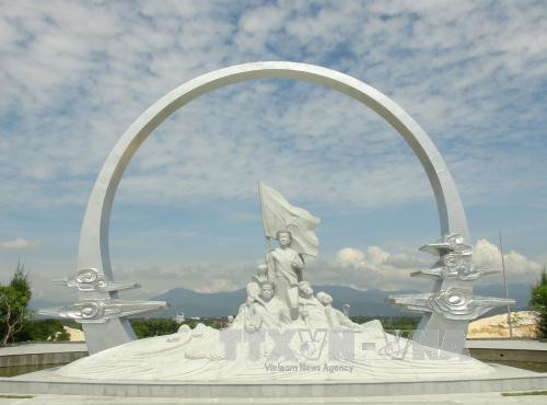 Khanh Hoa authorities commemorate 64 Gac Ma naval martyrs ảnh 2 Khanh Hoa authorities commemorate 64 Gac Ma naval martyrs ảnh 2