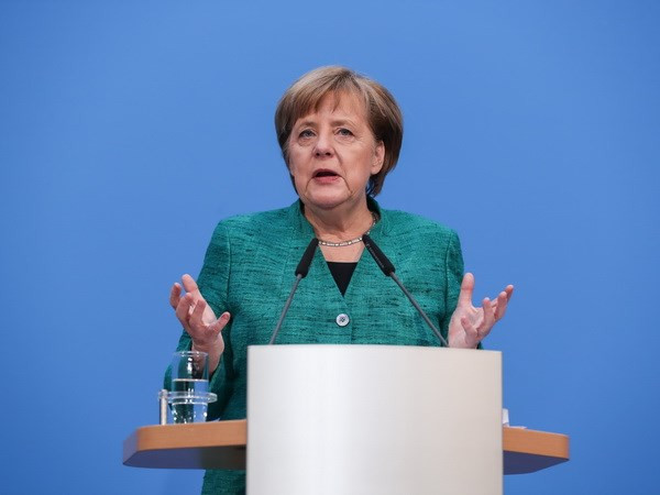 PM congratulates Angela Merkel on re-election ảnh 1
