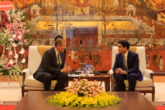 Hanoi mayor receives delegation of LDS Church ảnh 1