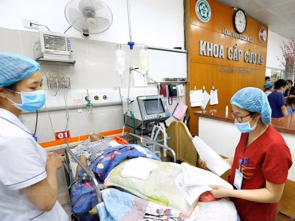 Ministry provides training to improve hospital management ảnh 1