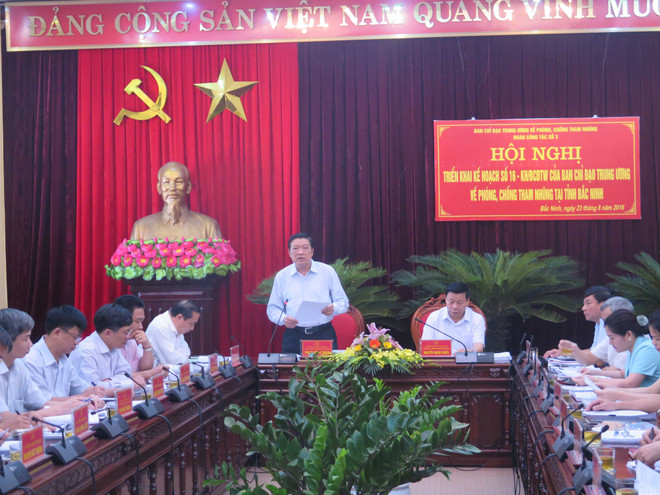 Party official inspects anti-corruption in Bac Ninh ảnh 1