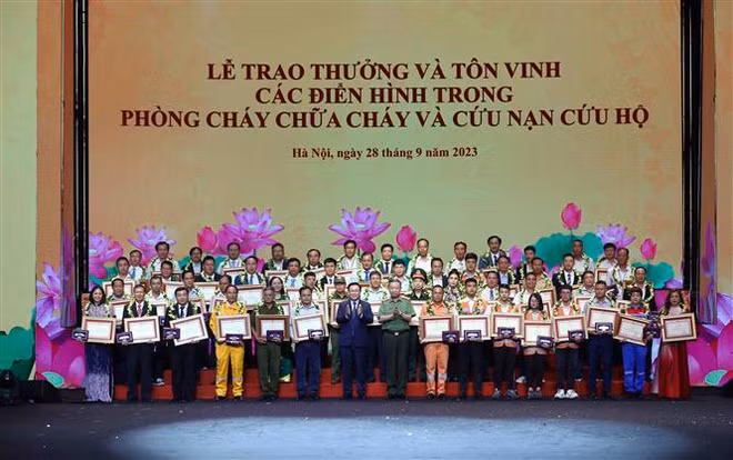 Fire prevention and control – crucial, important task: top legislator ảnh 3