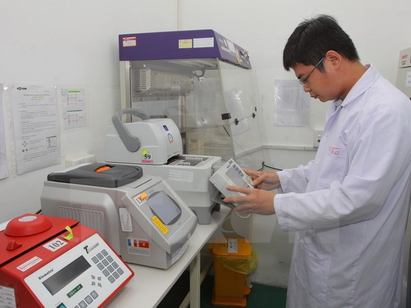 Blood, body fluids collected from 30 hospitals to test for Zika ảnh 1