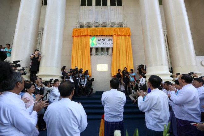 Myanmar’s stock exchange begins first trading day ảnh 1 Myanmar’s stock exchange begins first trading day ảnh 1