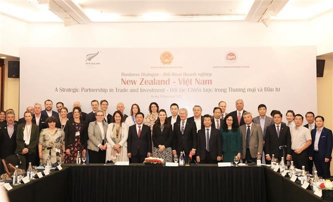 PM Jacinda Ardern attends Vietnam-New Zealand Business Dialogue ảnh 2