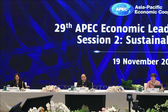 President delivers speech at APEC second session ảnh 1