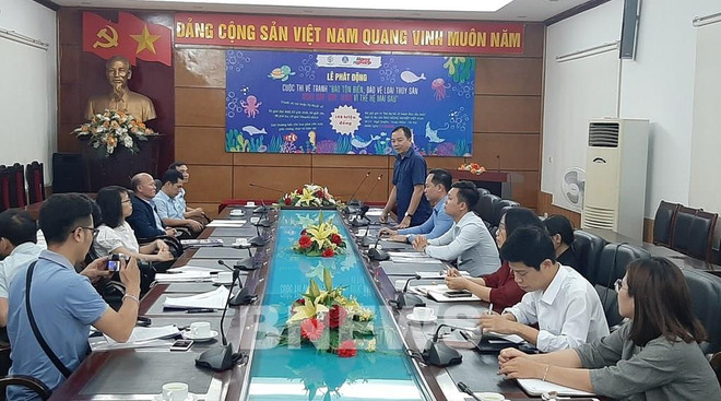 Drawing contest on protection of endangered aquatic species launched ảnh 1