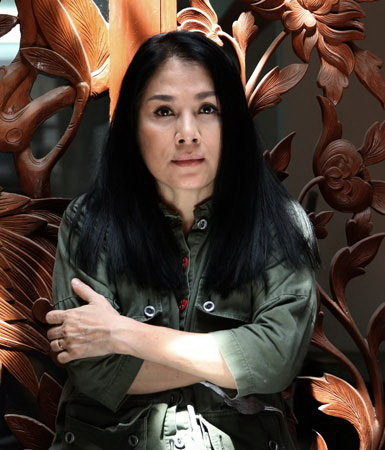 Designer Minh Hanh wins Thailand’s fashion award ảnh 1