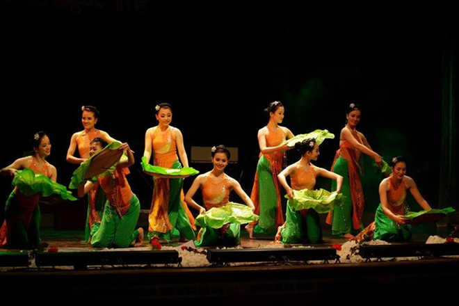 Vietnam perform at world folklore festival ảnh 1 Vietnam perform at world folklore festival ảnh 1