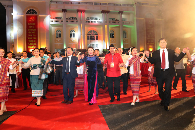 Vietnam-Laos culture, sports and tourism festival wraps up ảnh 1 Vietnam-Laos culture, sports and tourism festival wraps up ảnh 1