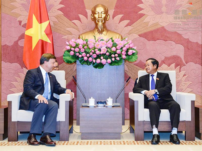 NA Vice Chairman Do Ba Ty greets US congress officials ảnh 1 NA Vice Chairman Do Ba Ty greets US congress officials ảnh 1
