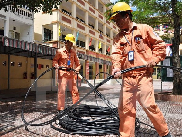 EVN builds smart electricity network ảnh 1