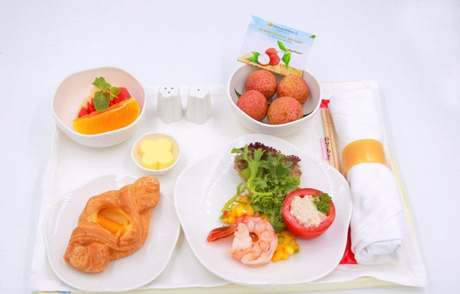 Luc Ngan ‘thieu’ litchi served on Vietnam Airlines’ flights ảnh 1