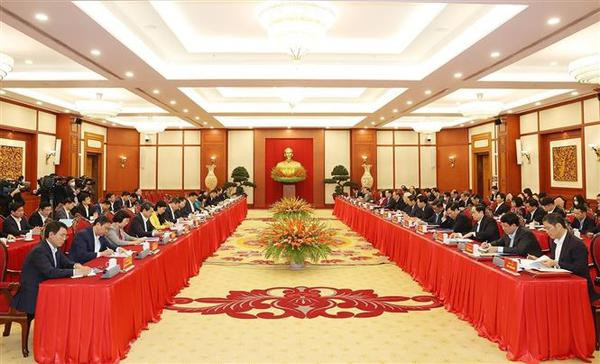 Politburo discusses review of resolution on Hanoi Capital Region’s development ảnh 1 Politburo discusses review of resolution on Hanoi Capital Region’s development ảnh 1
