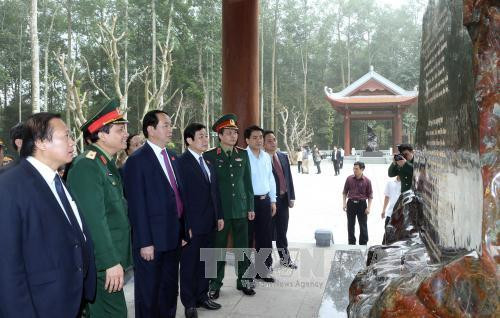 President Tran Dai Quang visits K9-Da Chong historic site ảnh 1
