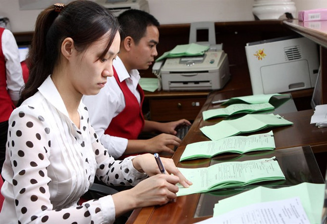 Stocks plunge as investors worry ảnh 1